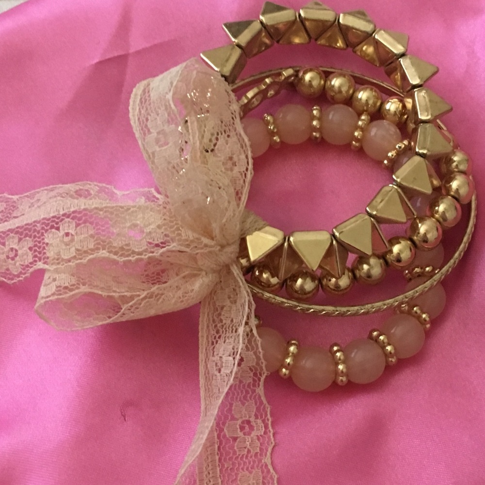 lace & gold girly bracelet stack 💞